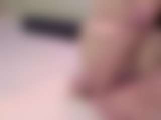 candyy-bella's Live Sex Cam Show
