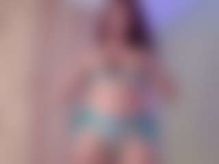 Live cam show with candyy-bella - Oil on SinfulBabes