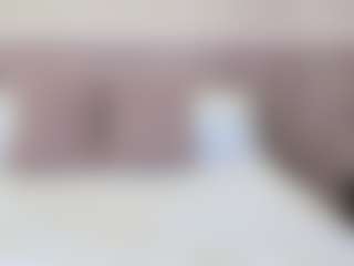 Live cam show with Georgina Reyes - Deepthroat on luckytryst.com