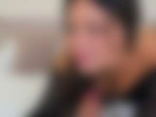 Live cam show with Georgina Reyes - Small Tits on Camsoda