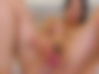Live cam show with Georgina Reyes - Facial on milfzrlive.com
