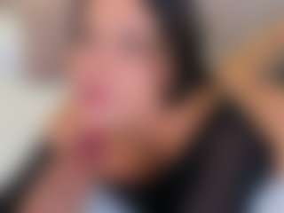 Live cam show with Georgina Reyes - Red Hair on friskycurves.com