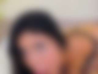 Live cam show with Georgina Reyes - Tease Red Hair on Soda Cam