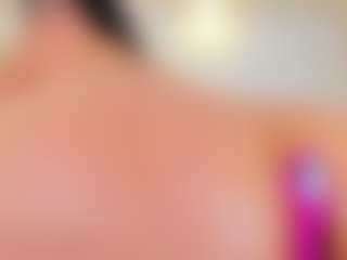 Live cam show with Georgina Reyes - Tease on realtime-chat