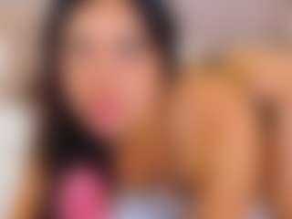 Live cam show with Georgina Reyes - Red Hair Shaved Pussy on Chatstar