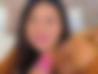 Live cam show with Georgina Reyes - Facial on Camsoda