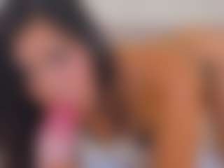 Live cam show with Georgina Reyes - College Curvy on CamwithHer