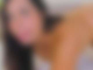Live cam show with Georgina Reyes - Big Tits on AdultVida.com