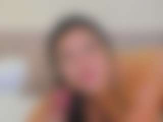 Live cam show with Georgina Reyes - Facial on StripNow
