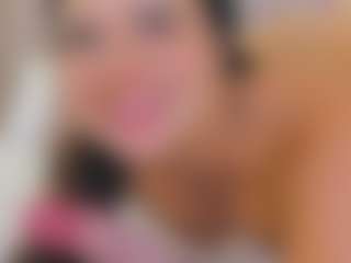Live cam show with Georgina Reyes - Facial on CamwithHer