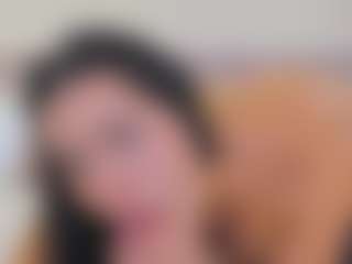Live cam show with Georgina Reyes - Facial on Mixed Magazine Live