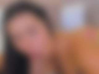 Live cam show with Georgina Reyes - Shaved Pussy on xfollow cams
