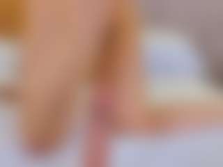 Live cam show with Georgina Reyes - Athletic on fuklive.com