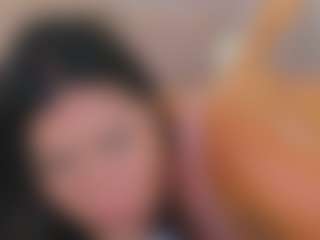 Live cam show with Georgina Reyes - Gagging on Camsoda