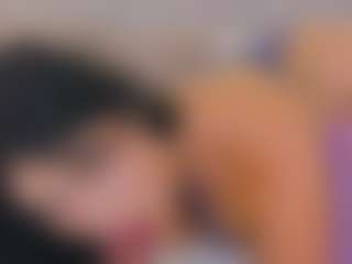 Live cam show with Georgina Reyes - Lush on chickslive.net