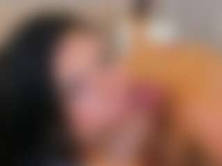 Live cam show with Georgina Reyes - Gagging on Camsoda