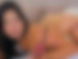 Live cam show with Georgina Reyes - Red Hair Shaved Pussy on Camsoda