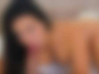 Live cam show with Georgina Reyes - Striptease Teen (18+) on liverealitysex.com