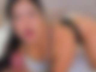 Live cam show with Georgina Reyes - Red Hair Shaved Pussy on Camsoda