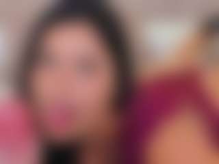 Live cam show with Georgina Reyes - Red Hair Shaved Pussy on Gym Cam Girls