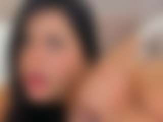 Live cam show with Georgina Reyes - Facial on Camming Site
