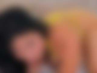 Live cam show with Georgina Reyes - Shaved Pussy Curvy on Camsoda