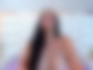 Lucinearias's Live Sex Cam Show
