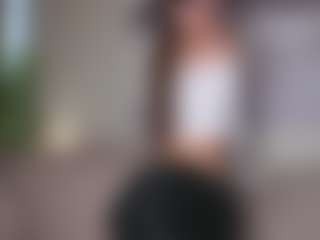 Live cam show with MoireHarbold - Mistress on Instabang