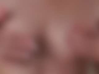 MoireHarbold's Live Sex Cam Show