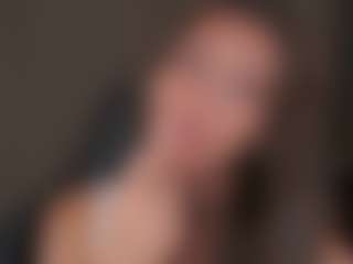 Live cam show with MoireHarbold - Moaning on Strip Flash - Live Sex Shows