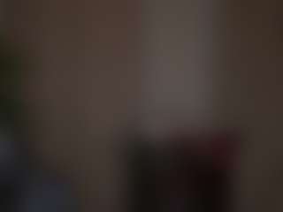 Live cam show with MoireHarbold - Thin on Camsoda