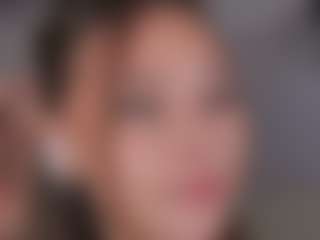 Live cam show with MoireHarbold - Upskirt on Mixed Magazine Live