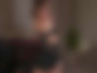 Live cam show with MoireHarbold - Upskirt on Camiplay Live