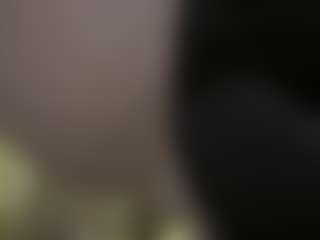 Live cam show with MoireHarbold - Moaning on CamClone