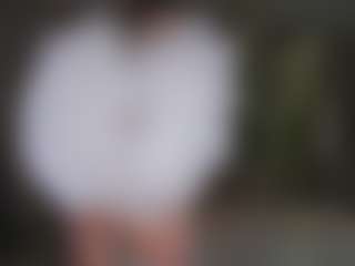 Live cam show with MoireHarbold - Thin on xDating