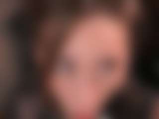 Live cam show with MoireHarbold - Moaning on Soda Cam