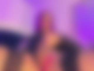 Live cam show with samantha-official - Average on chickslive.net