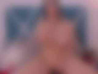Live cam show with AnyMorningstar - Costume on livesuperchat.net