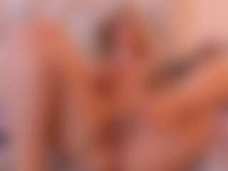 Live cam show with AnyMorningstar - Housewife on Uber Horny