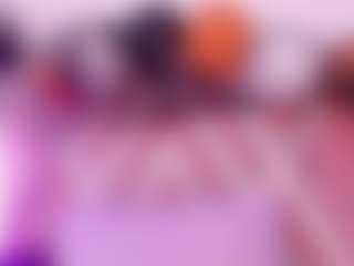 Live cam show with AnyMorningstar - Cosplay Curvy on dropp.cam