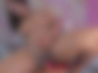 Live cam show with mia-peyton - Lovense on CSO-WL