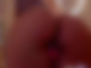 Live cam show with Sophiaasensual - Upskirt on Milf Play
