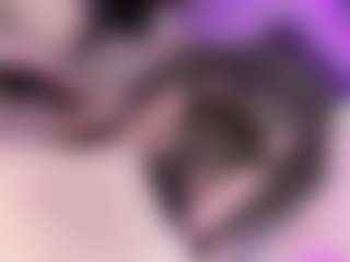 Live cam show with fanny-leah - Smoking on Camsoda