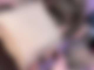 Live cam show with fanny-leah - Brown Eyes on Mixed Magazine Live