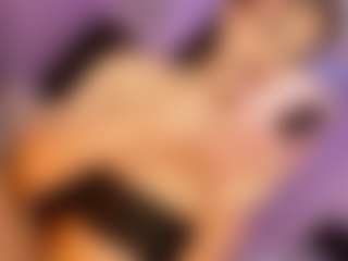 Live cam show with fanny-leah - Smoking on Camsoda