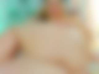 milfhornyy99's Live Sex Cam Show