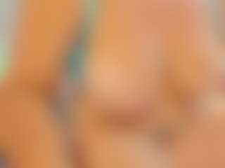 milfhornyy99's Live Sex Cam Show