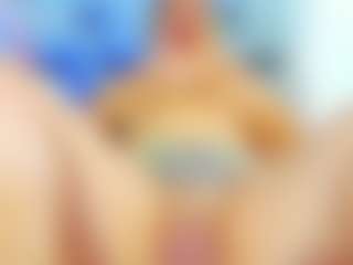 milfhornyy99's Live Sex Cam Show