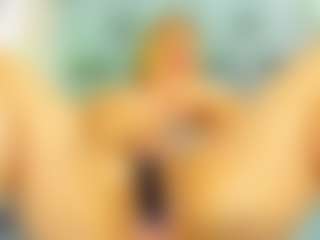 milfhornyy99's Live Sex Cam Show