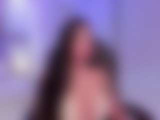 Live cam show with miranda-crawford - Sweet on SpankPalCams